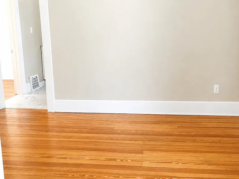 714 W Liberty St #3 — Photo 7