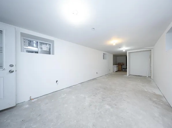 76 Simonson Avenue image 14 of 21