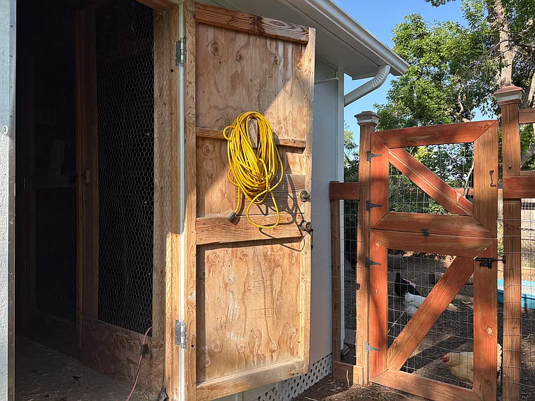 1318 Tipperary St — Photo 33