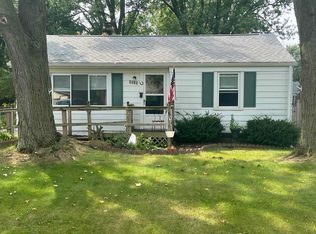 4226 Risedorph St, Burton, MI 48509