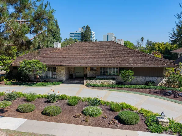 634 N Sierra Dr, Beverly Hills, CA 90210
