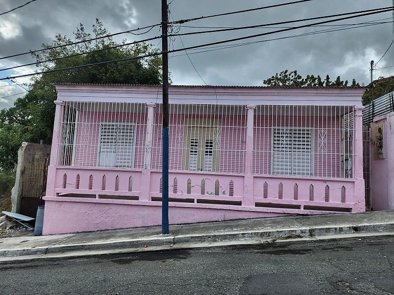 1st image of Calle Pacheco Bo Pueblo