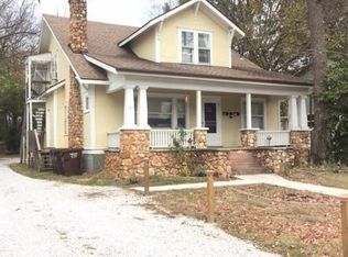 1365 E Cherry St, Springfield, MO 65802