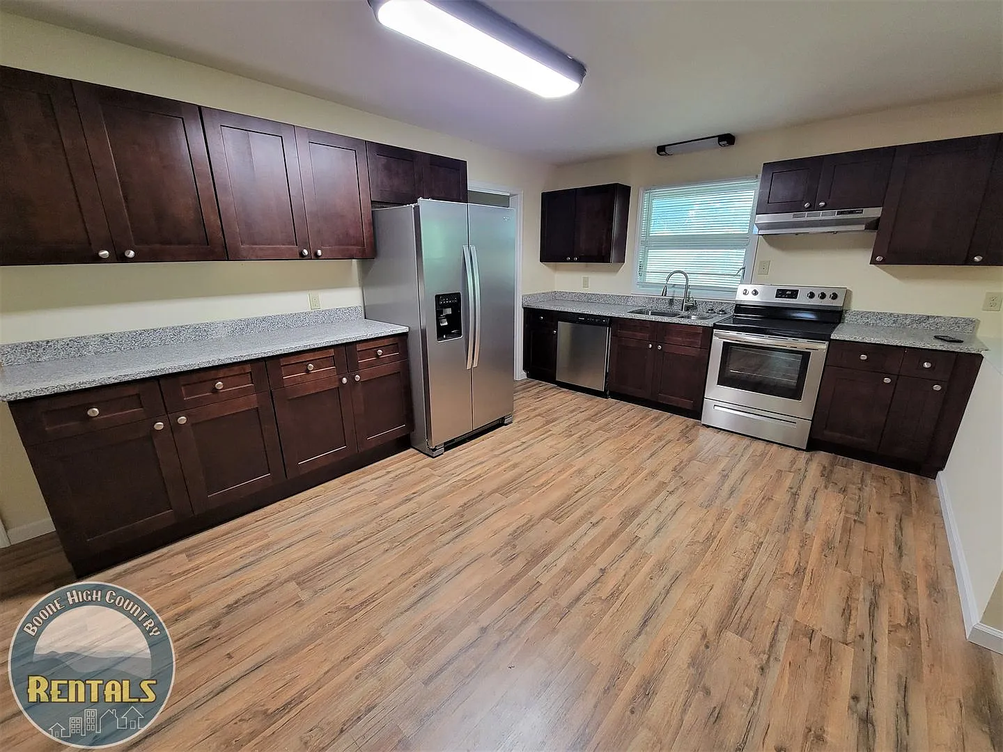 5BR House Centrally Located in Boone — Photo 3