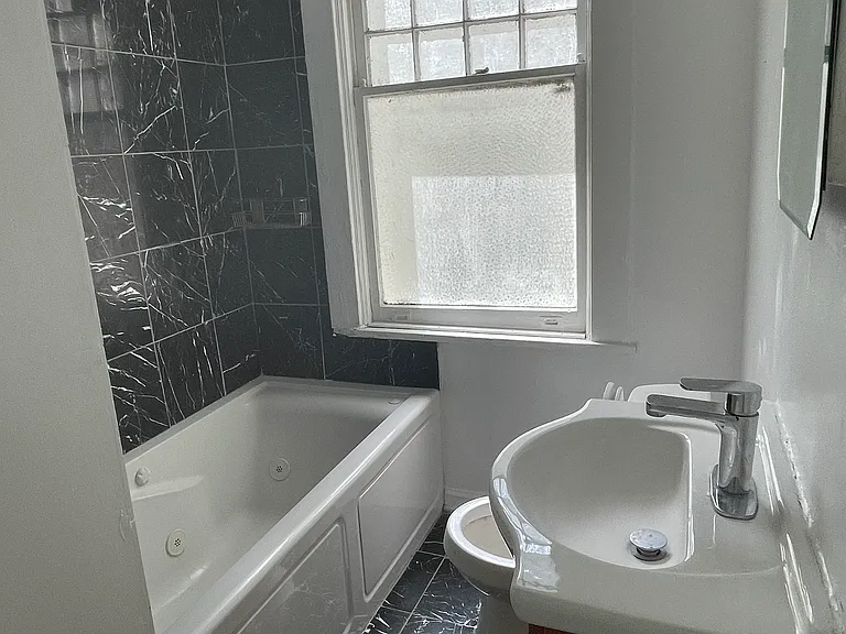 7810 Saint Charles Ave — Photo 10