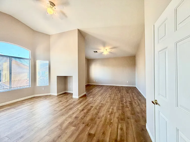 8917 Waltzing Waters Ct — Photo 29