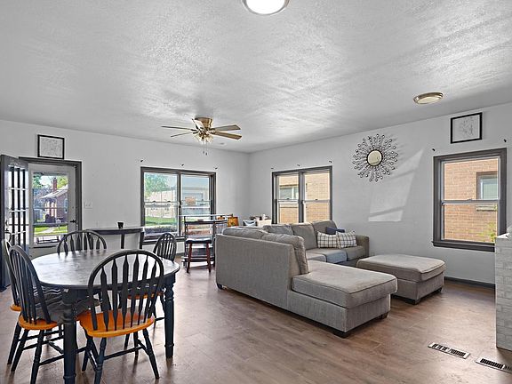 3rd image of 3806 Washington AVENUE
