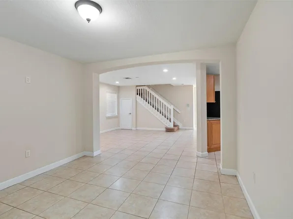 6094 Live Oak Ct APT B, Fort Lauderdale, FL 33319