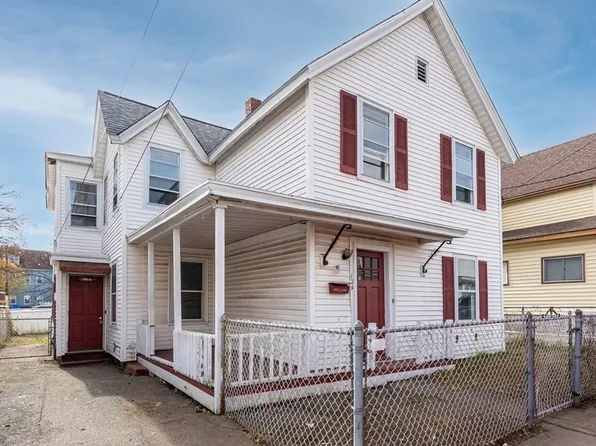 104 Shaw St, Lowell, MA 01851