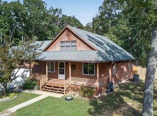 27552 Salmon Ln, Warsaw, MO 65355