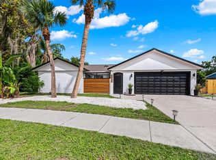 2911 Woodpine Ct, Sarasota, FL 34231