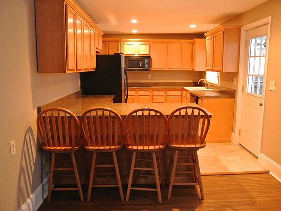 5th image of 522 N Harrison St