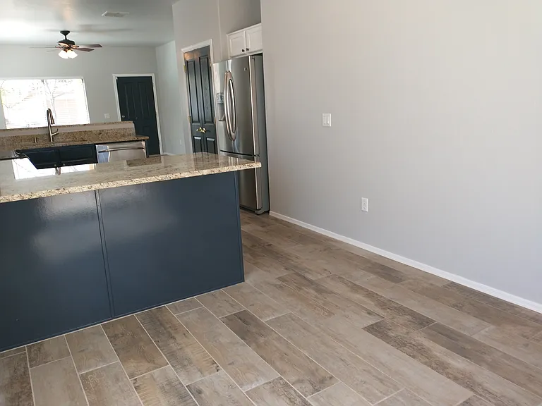 8348 N Wind Swept Ln — Photo 11