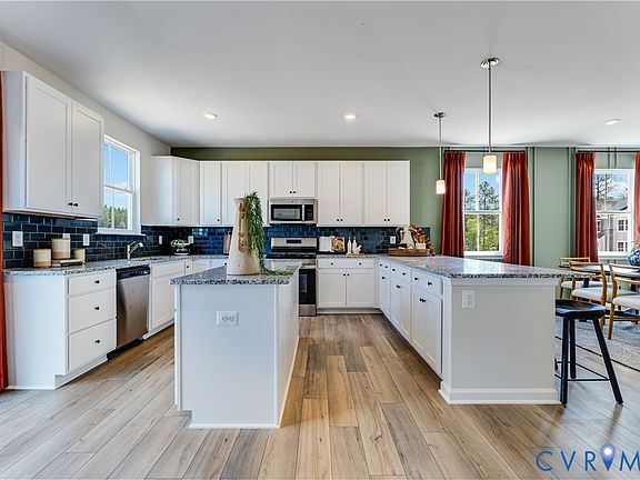 5th image of 8776 Whitman Dr