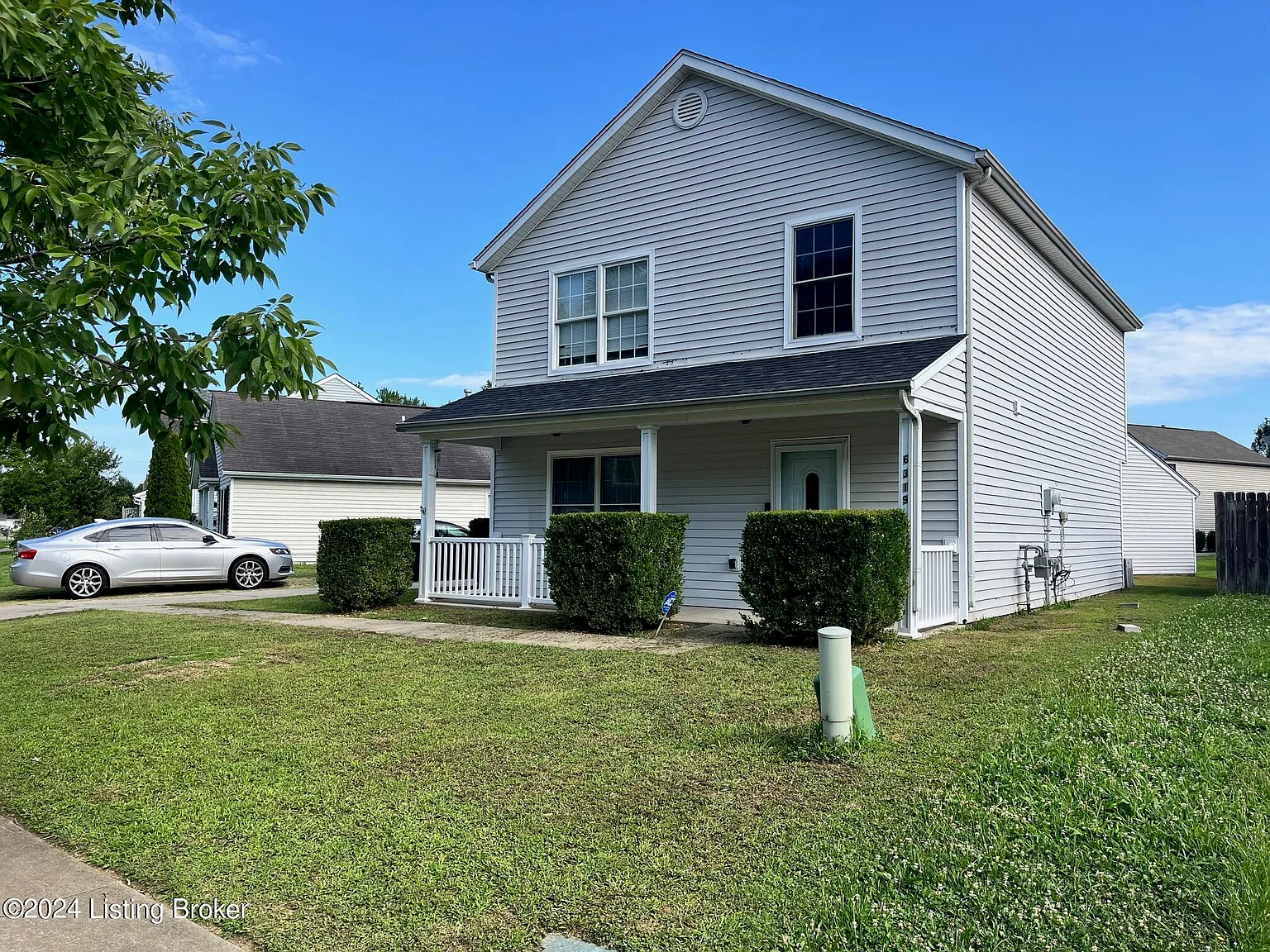 6319 Maravian Dr photo 1