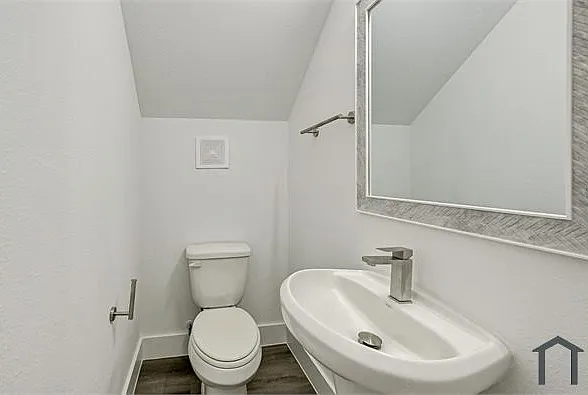 5124 Gold St #B — Photo 5