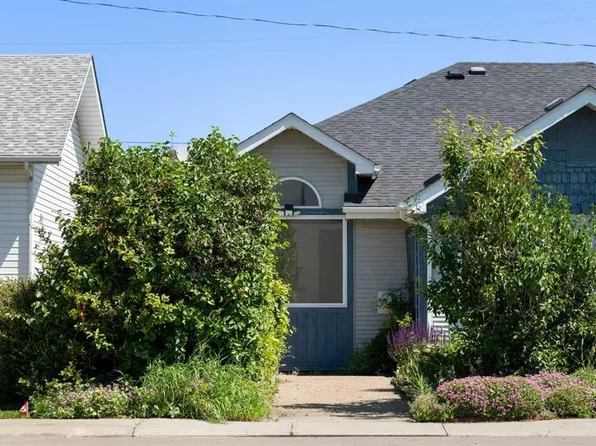 412 SW 9th St, Beiseker, AB T0M 0G0