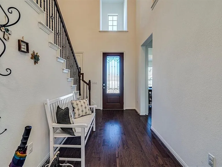 12505 Morelia Way — Photo 2