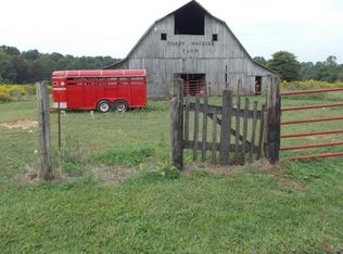 558 Raum Rd, Golconda, IL 62938