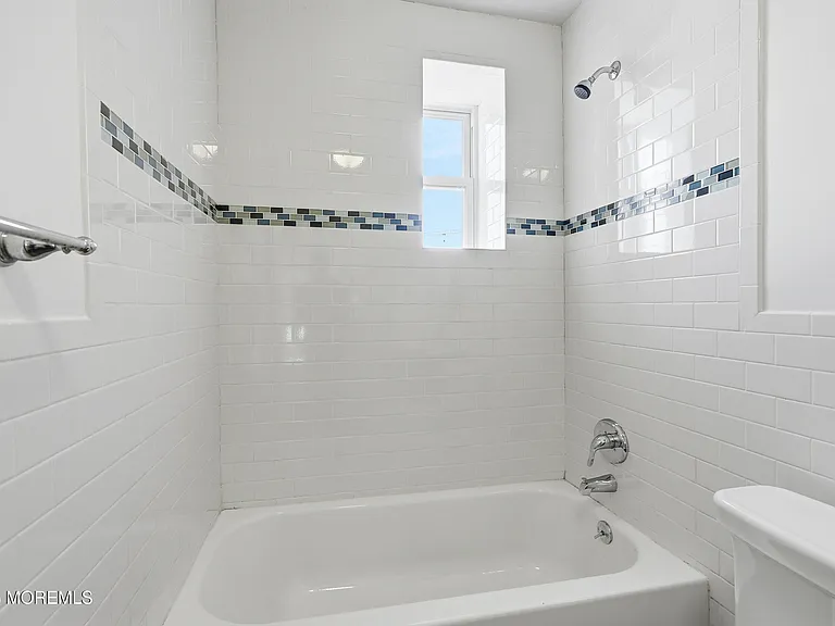 448 Ocean Ave #14B — Photo 15