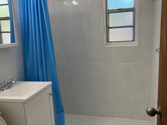 5th image of 1150 71st St APT 3