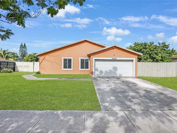 20040 NW 62nd Ave, Hialeah, FL 33015