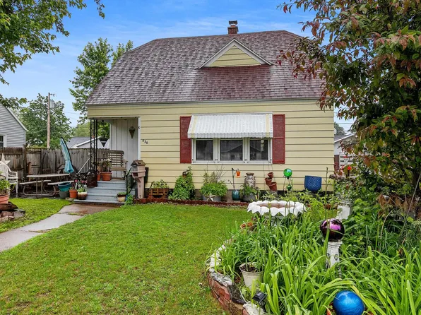 936 S Sawyer St, Shawano, WI 54166