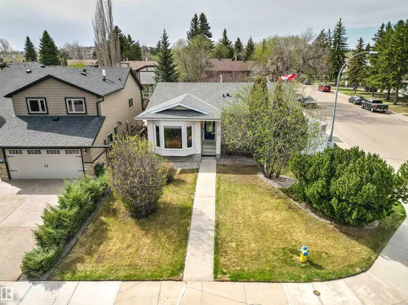 11129 20th Ave NW, Edmonton, AB T6J 4S6
