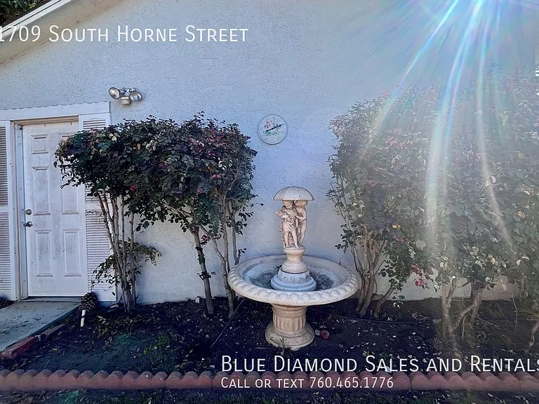 1709 S Horne St — Photo 40