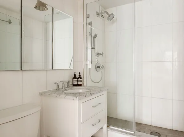 1325 Fifth Avenue 3K image 8 of 9