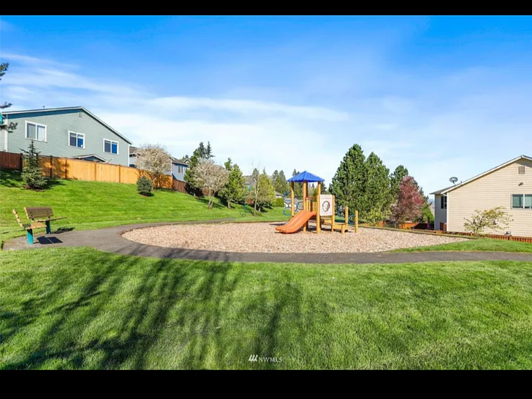 11703 60th Ave SE — Photo 31