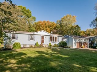 11 Pallenberg Dr, Clinton, CT 06413