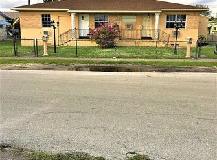 5749 Grant St, Hollywood, FL 33021