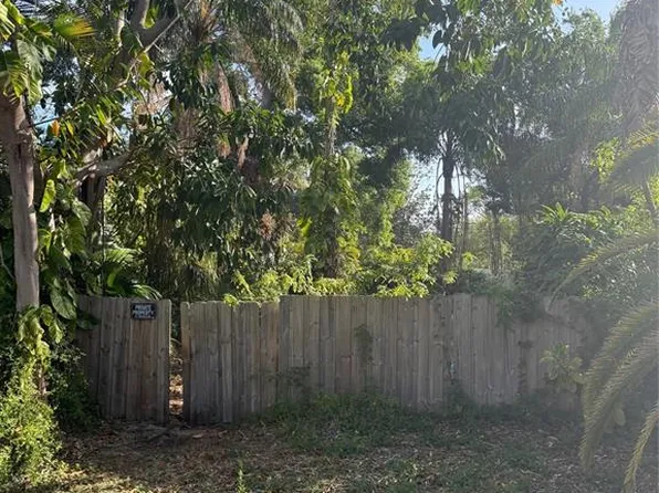 Haines Rd N Lot 16, Saint Petersburg, FL 33703
