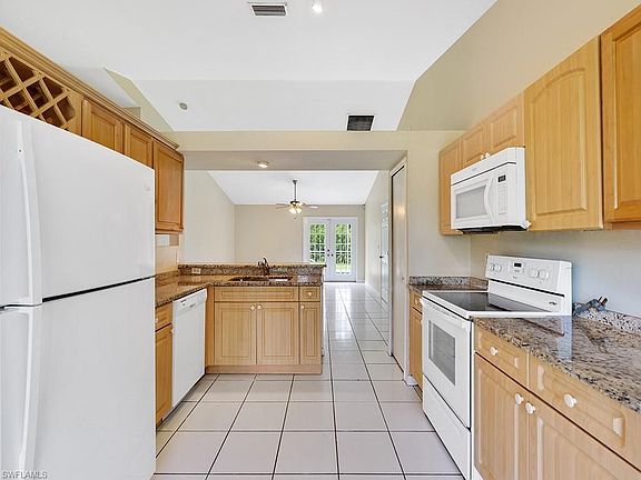 4th image of 3940 31st Ave NE