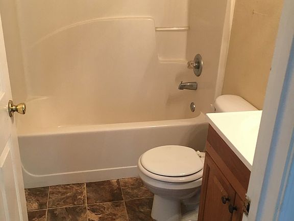 2nd image of 3639 Park Blvd #B
