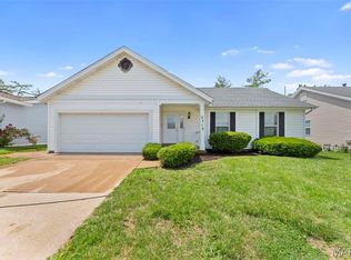 2713 Chapel View Dr, Florissant, MO