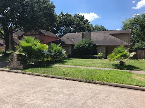 2nd image of 10602 Prospect Hill Dr