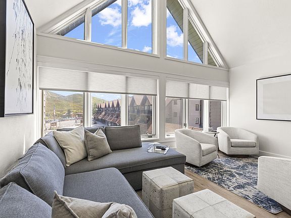 2nd image of 1415 Lowell Ave #361
