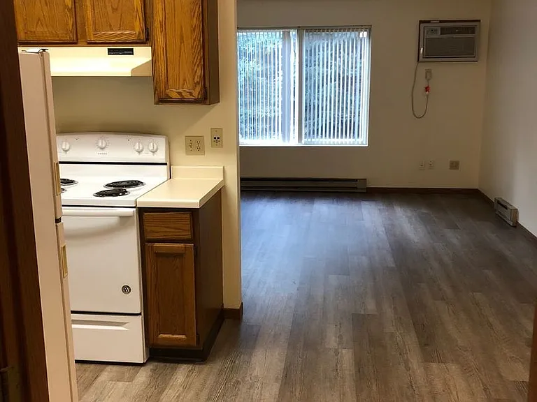 4704 Speros Ln — Photo 13