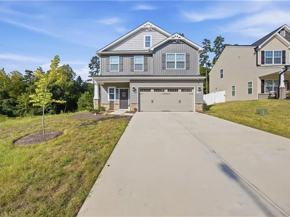 4091 Stallion St, High Point, NC 27262