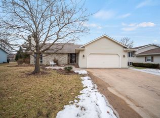 1677 Bernheim STREET, Oshkosh, WI 54904