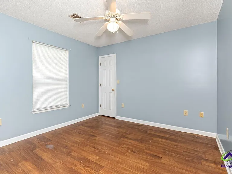 203 Brooks Blvd — Photo 9