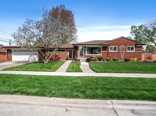 2905 Middlefield Dr, Trenton, MI 48183