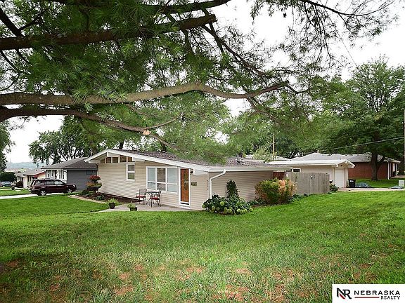 3rd image of 5056 S 129th St