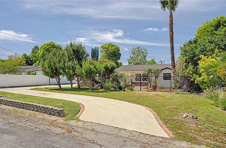 1st image of 5733 Oakdale Ave