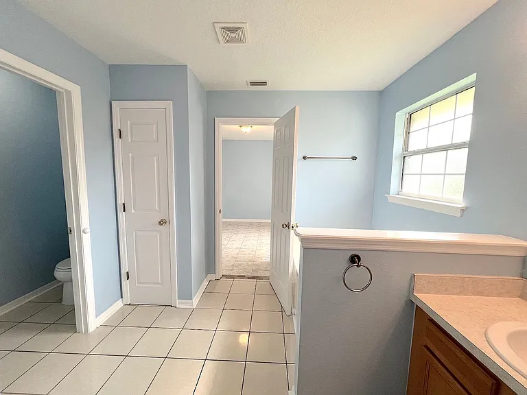 70 Pheasant Dr — Photo 16