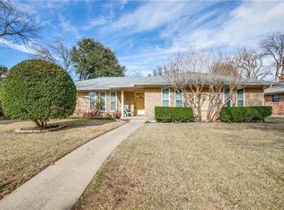 9516 Meadowknoll Dr, Dallas, TX 75243