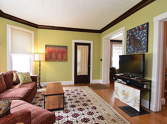 4th image of 115 N Oakwood Ave