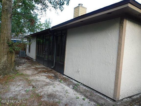 4th image of 8241 Lakemont Dr